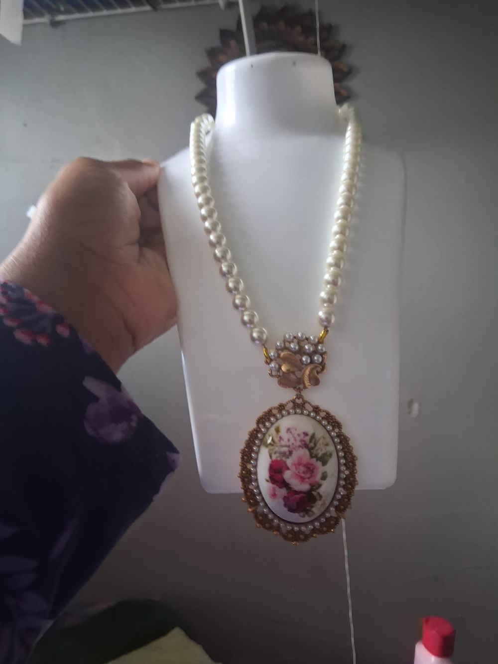 Pearl Bead Necklace with Floral Cameo Pendant - Ivory and Gold - Picture 5 of 5